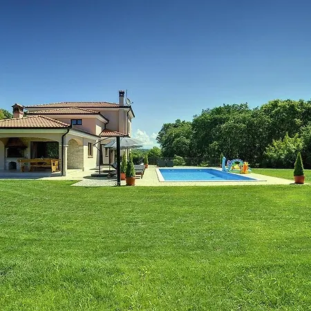 House Ivano * רוביני