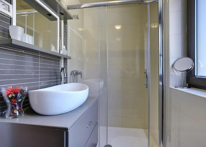 House Ivano 로비니